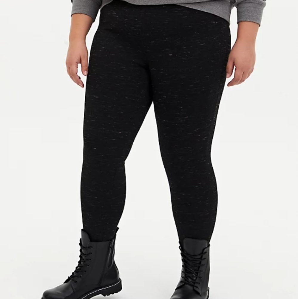 NWT Torrid 2X Premium Ponte Slim Fit Pull On Pixie